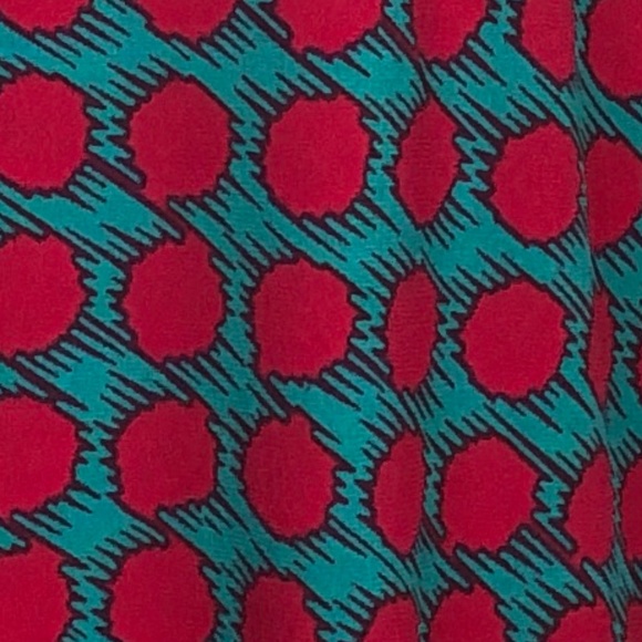 New 🎆 LuLaRoe IRMA TOP -  KNIT “HIGH-LOW” TUNIC - Picture 8 of 8